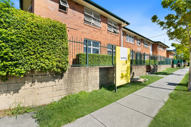 7B/2 Carl Street, Woolloongabba QLD 4102