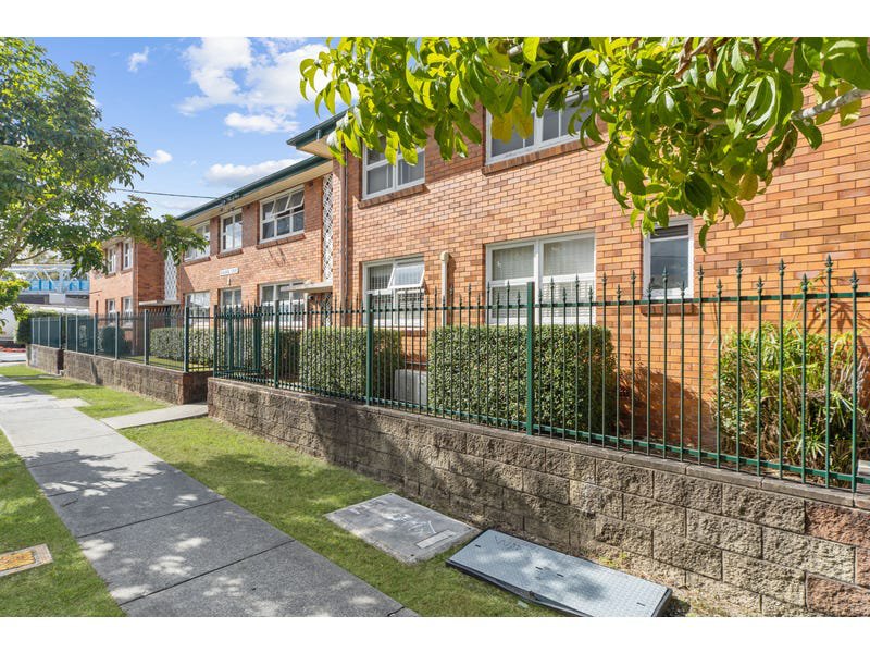 Photo - 7b/2 Carl Street, Woolloongabba QLD 4102 - Image 1
