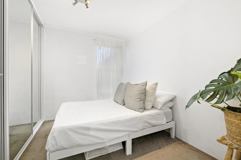 Photo - 7b/62 Wattle Street, Lyneham ACT 2602 - Image 6