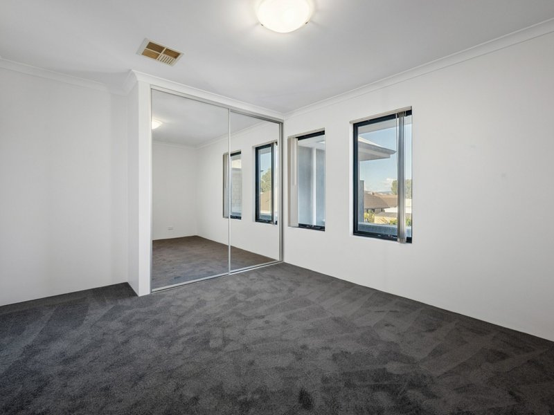 Photo - 7C Madras Way, Southern River WA 6110 - Image 20