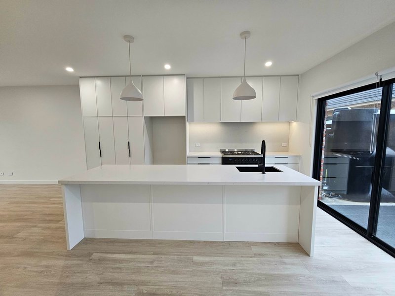 Photo - 7D Gardeners Road, Bentleigh East VIC 3165 - Image 3