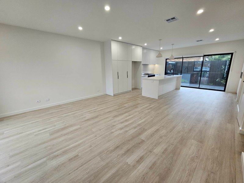 Photo - 7D Gardeners Road, Bentleigh East VIC 3165 - Image 6