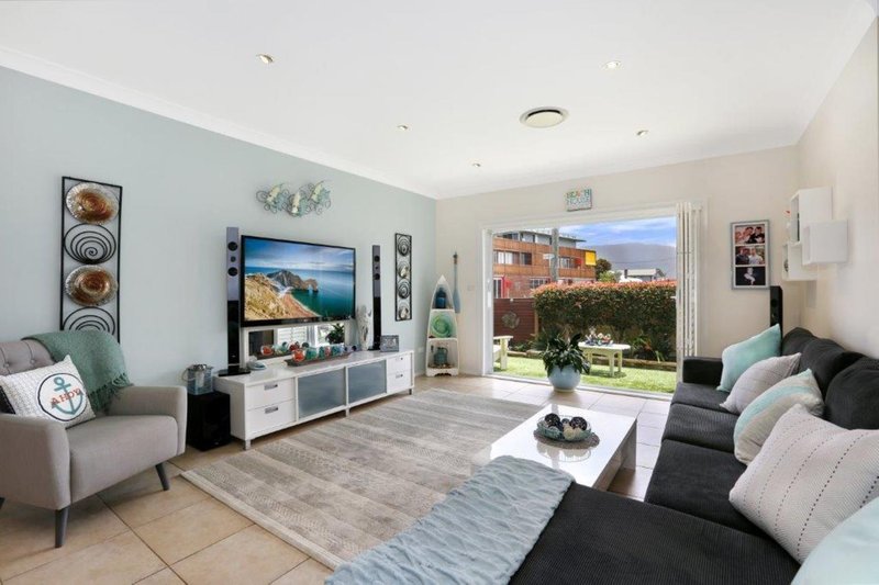 Photo - 7D Point Street, Bulli NSW 2516 - Image 3