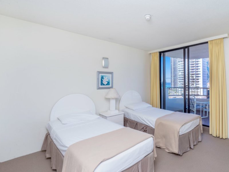 Photo - 7D/18 Aubrey Street, Surfers Paradise QLD 4217 - Image 8