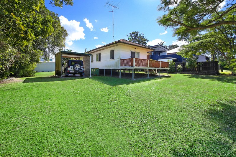 Photo - 8 - 10 Ada Street, Tewantin QLD 4565 - Image 1