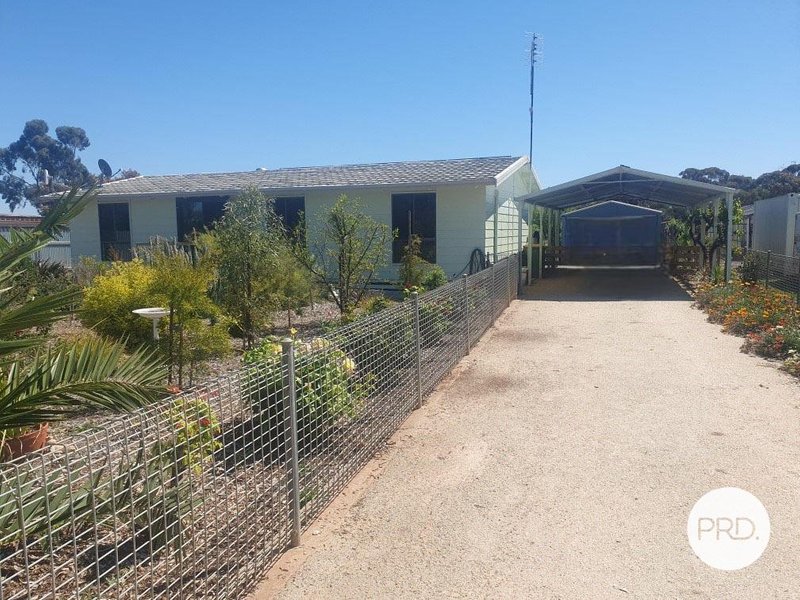 Photo - 8-10 Coghill Street, Manangatang VIC 3546 - Image