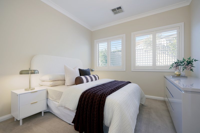 Photo - 8-10 Crestwood Avenue, Glenmore Park NSW 2745 - Image 19