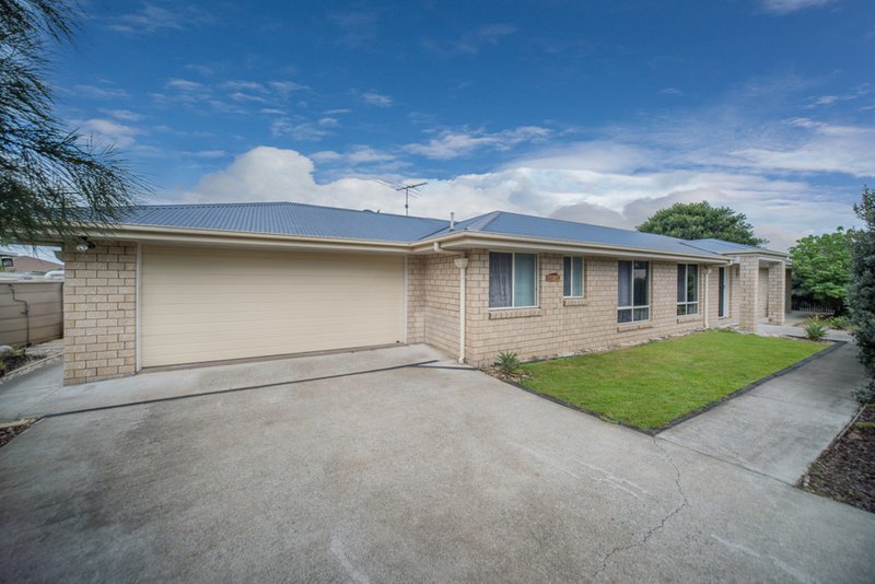 Photo - 8-10 Halcot Court, Gleneagle QLD 4285 - Image 12