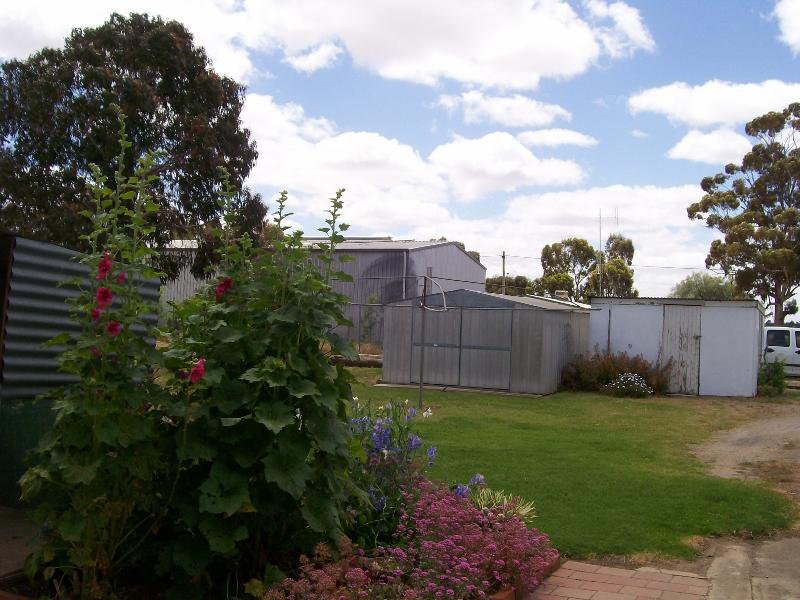 Photo - 8-14 Flynn Street, Berrigan NSW 2712 - Image 10