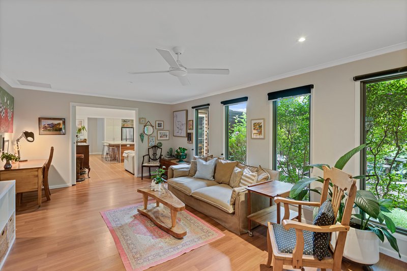 Photo - 8-16 Seymour Close, Rosemount QLD 4560 - Image 6