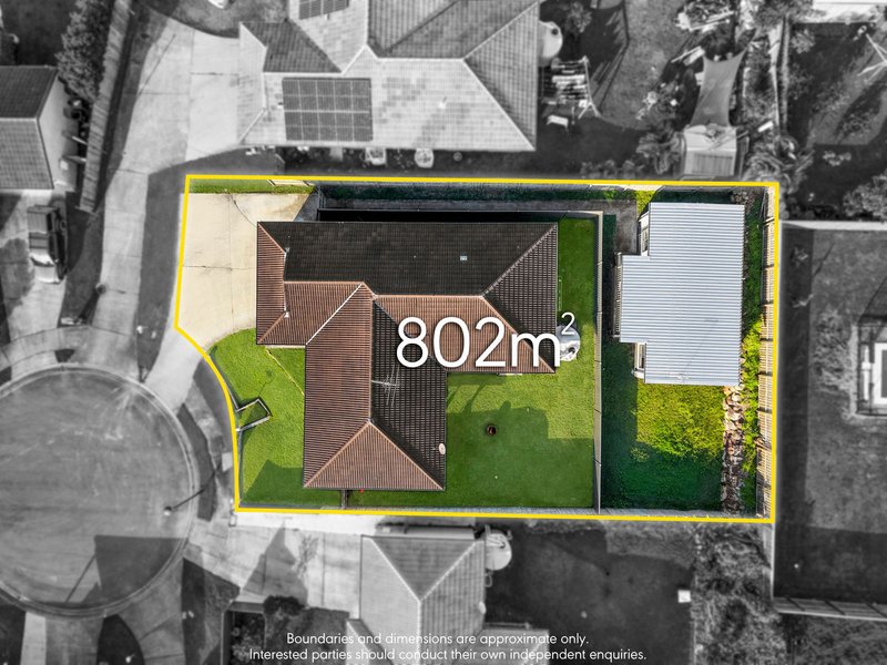 Photo - 8 & 8A Barker Close, Goodna QLD 4300 - Image 2