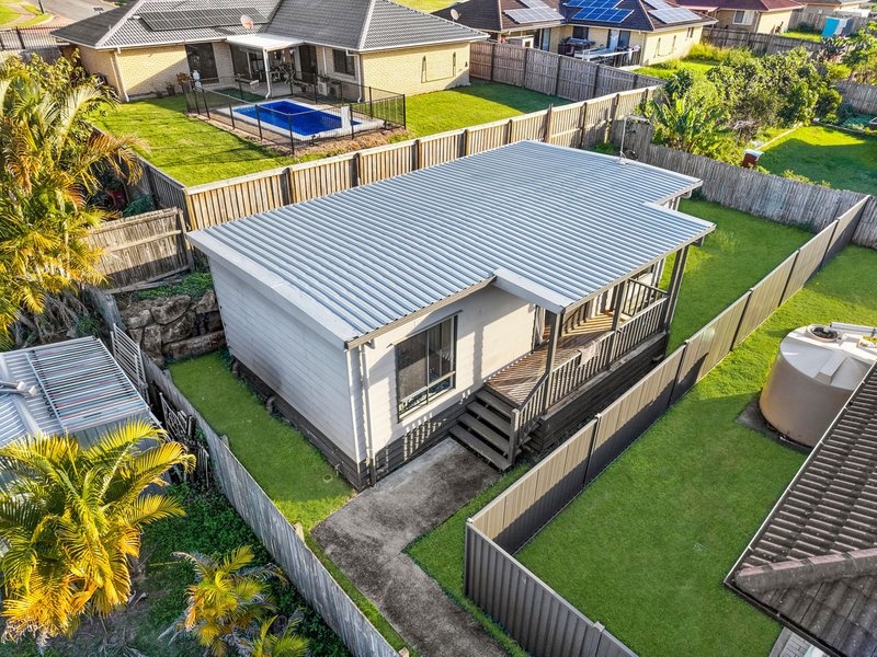 Photo - 8 & 8A Barker Close, Goodna QLD 4300 - Image 3
