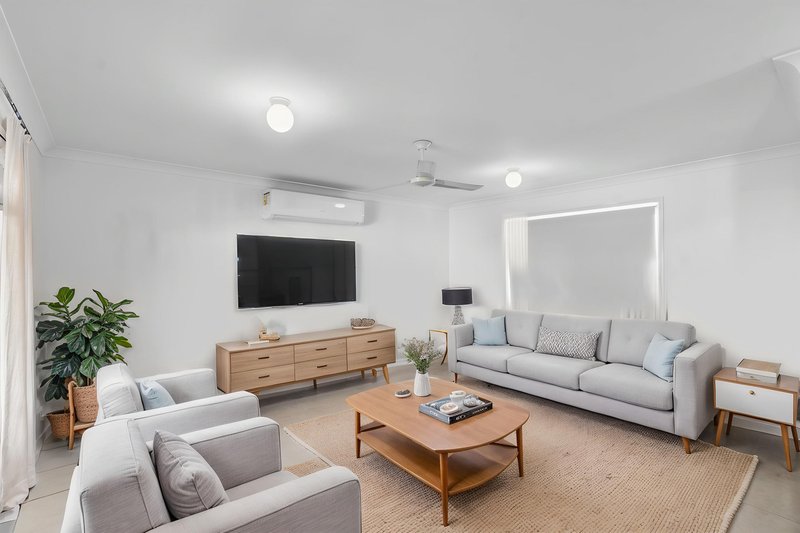 Photo - 8 & 8A Barker Close, Goodna QLD 4300 - Image 6