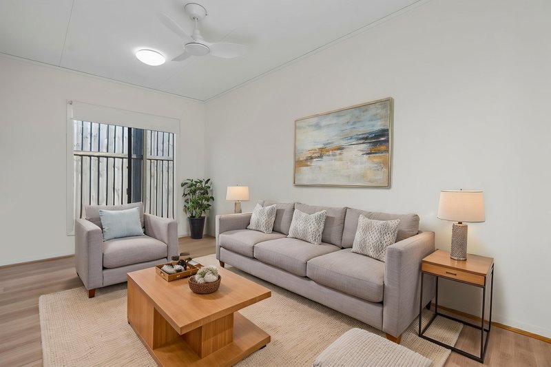 Photo - 8 & 8A Barker Close, Goodna QLD 4300 - Image 8