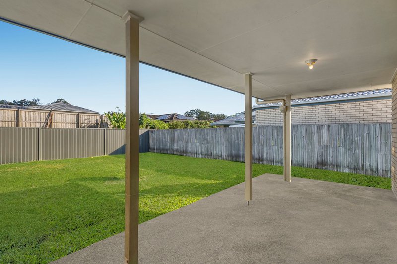 Photo - 8 & 8A Barker Close, Goodna QLD 4300 - Image 15