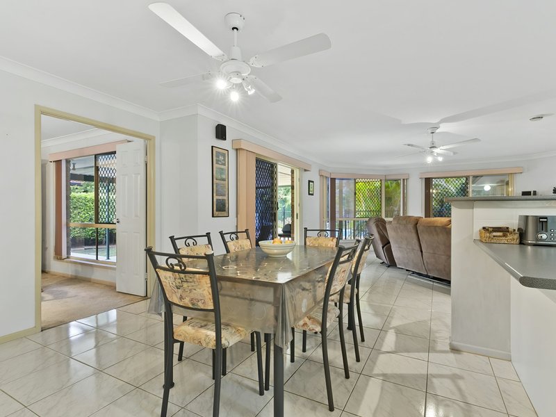 Photo - 8 Abelia Court, Narangba QLD 4504 - Image 11