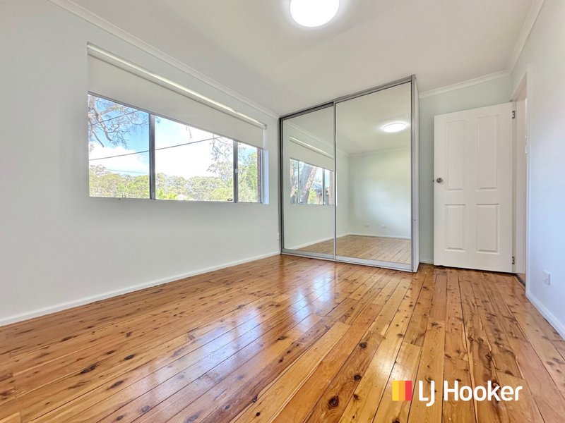 Photo - 8 Abercrombie Avenue, Seven Hills NSW 2147 - Image 4