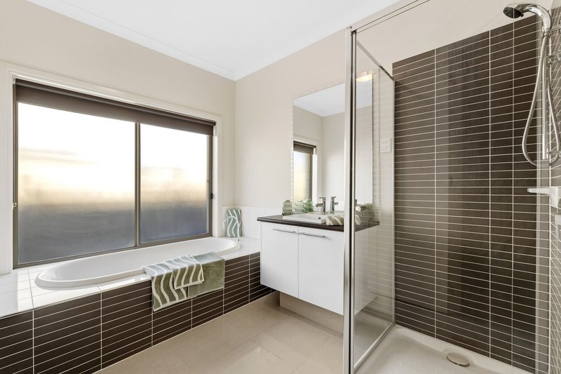 Photo - 8 Abercrombie Grove, Epping VIC 3076 - Image 11