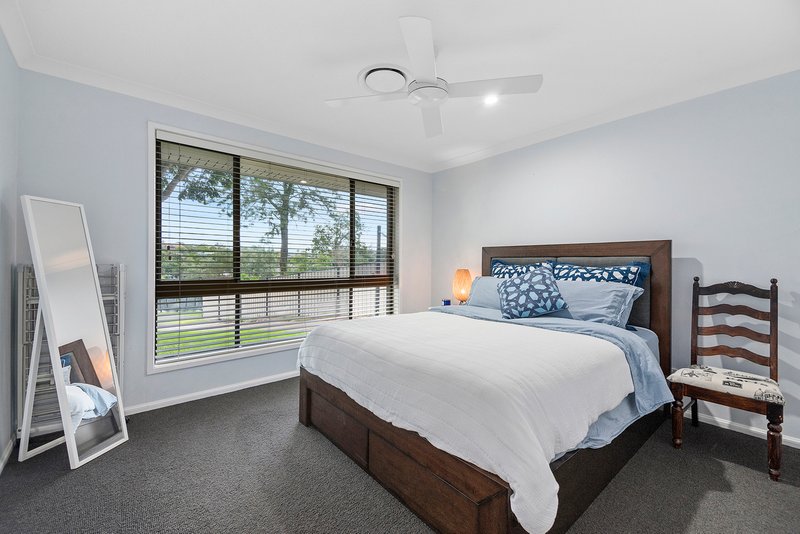 Photo - 8 Aberdeen Court, Highland Park QLD 4211 - Image 11