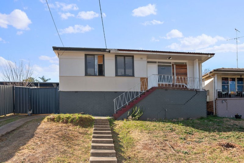 8 Aberdeen Road, Busby NSW 2168