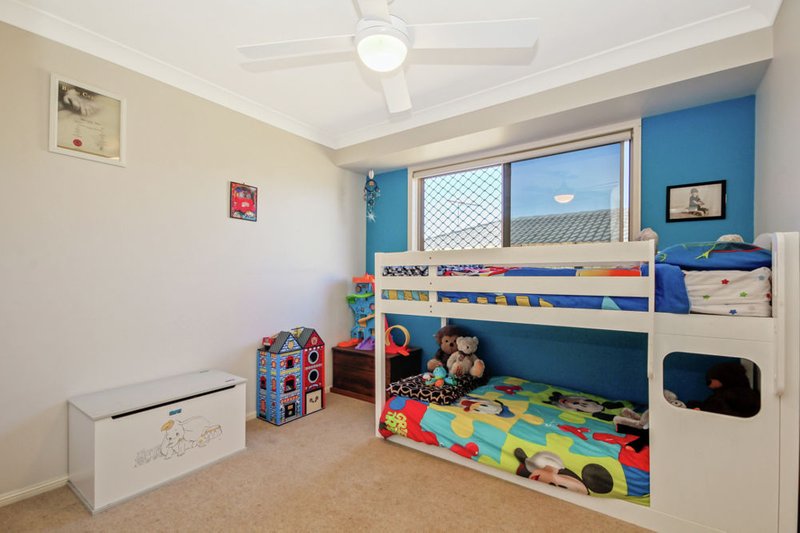 Photo - 8 Abernant Court, Dakabin QLD 4503 - Image 10