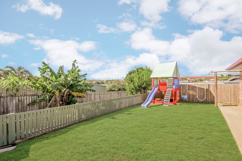 Photo - 8 Abernant Court, Dakabin QLD 4503 - Image 17