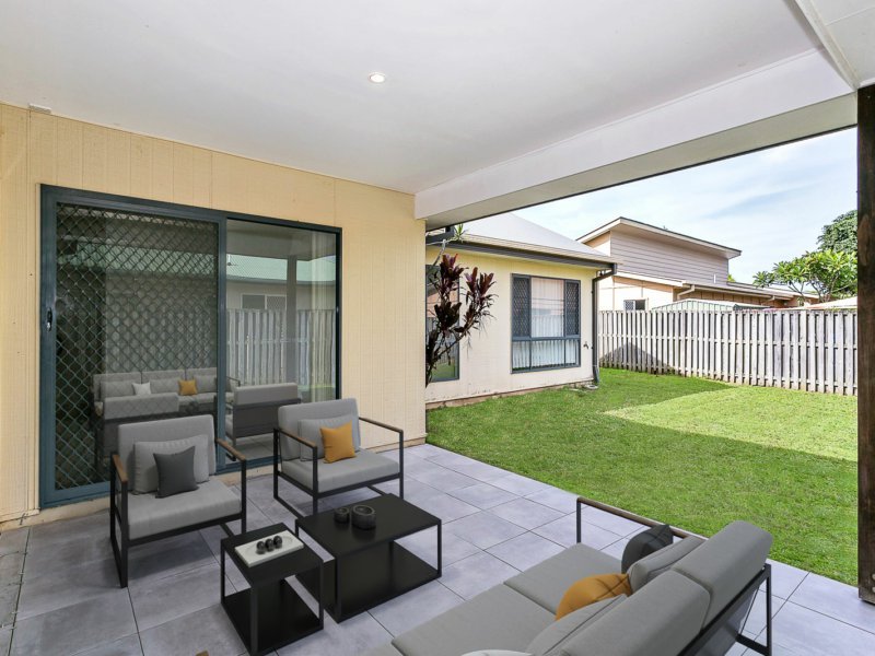 Photo - 8 Abraheim Court, Mudgeeraba QLD 4213 - Image 5