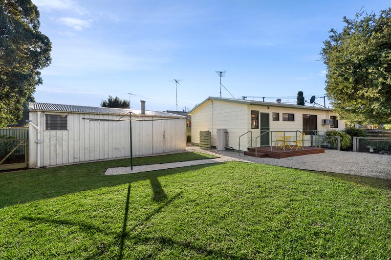 Photo - 8 Achilpa Avenue, Clifton Springs VIC 3222 - Image 10