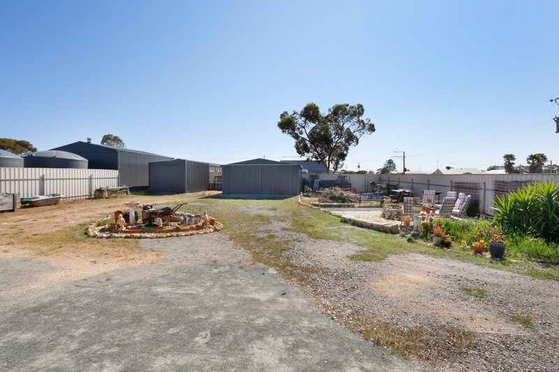 Photo - 8 Acland Street, Blanchetown SA 5357 - Image 13