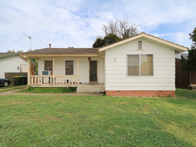 Photo - 8 Adams Street, Ashmont NSW 2650 - Image