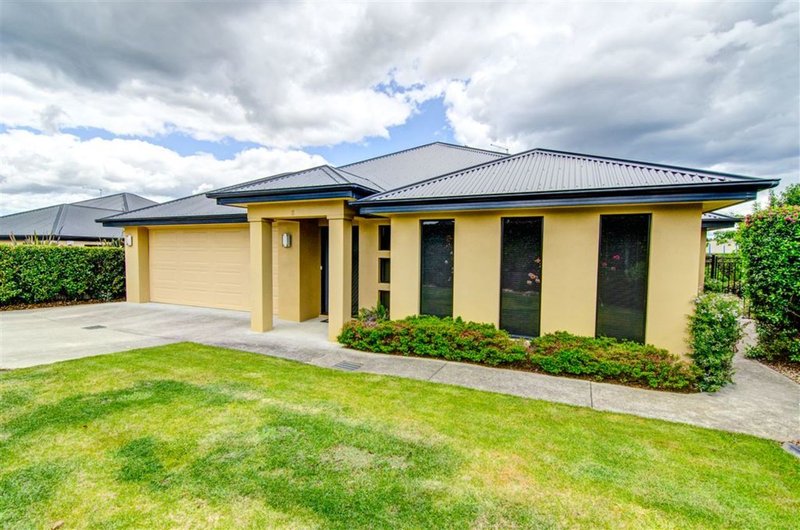 8 Adloch Place, Newnham TAS 7248