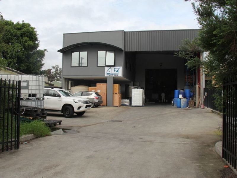 Photo - 8 Aero Road, Ingleburn NSW 2565 - Image 3