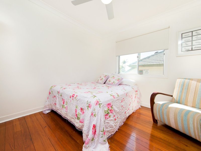 Photo - 8 Aeroplane Street, Cannon Hill QLD 4170 - Image 10