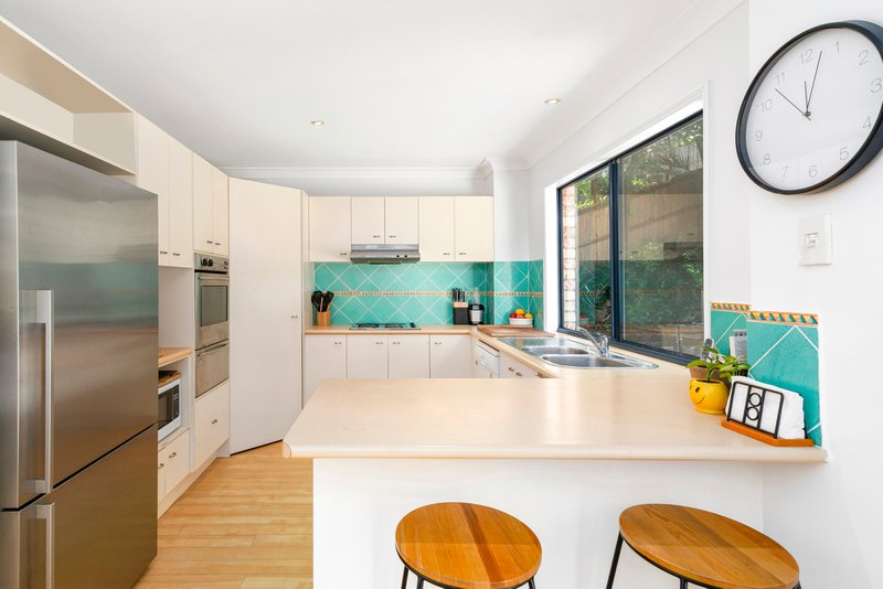 Photo - 8 Ajax Court, Currumbin Waters QLD 4223 - Image 5