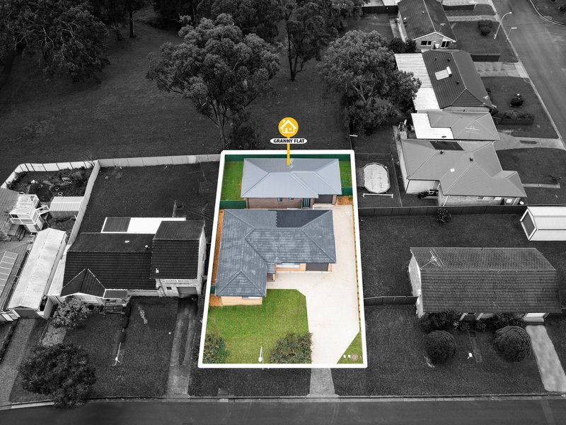 Photo - 8 Akuna Avenue, Bradbury NSW 2560 - Image 15