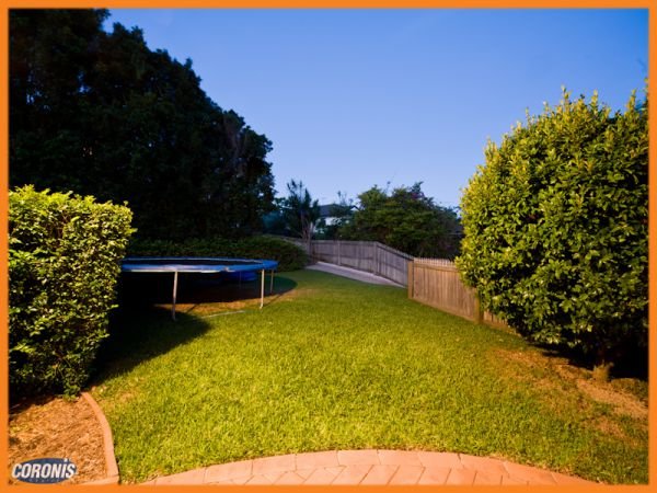 Photo - 8 Alba Place, Bridgeman Downs QLD 4035 - Image 22