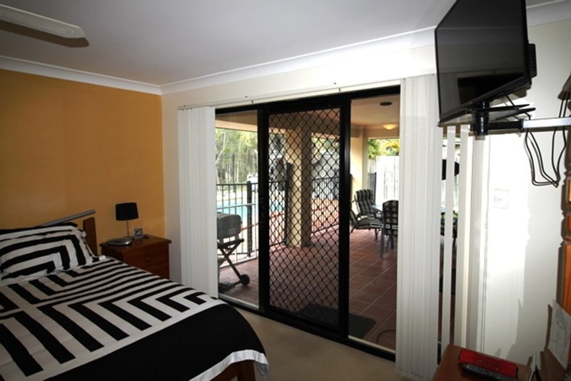 Photo - 8 Albatross Court, Banksia Beach QLD 4507 - Image 3