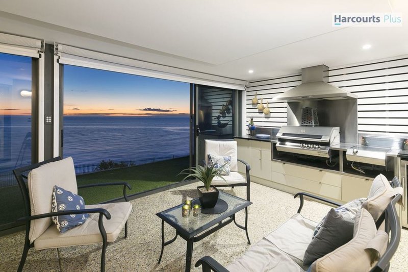 Photo - 8 Albatross Walk, Hallett Cove SA 5158 - Image 10