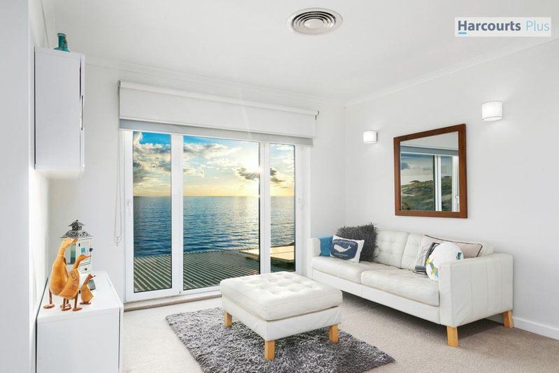 Photo - 8 Albatross Walk, Hallett Cove SA 5158 - Image 13