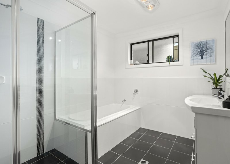 Photo - 8 Albatross Way, Old Bar NSW 2430 - Image 12