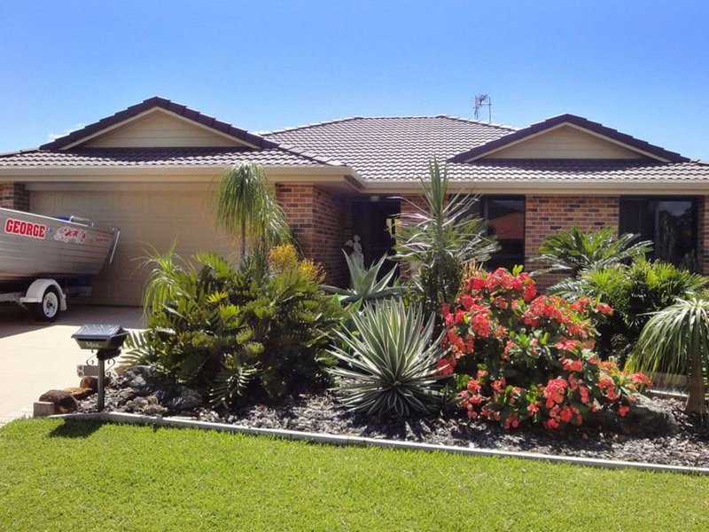 8 Alexander Close, Dunbogan NSW 2443