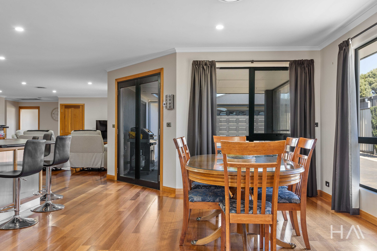 8 Alison Court, Westbury, TAS 7303 - Image 3