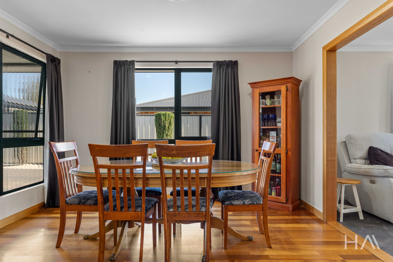 8 Alison Court, Westbury, TAS 7303 - Image 7