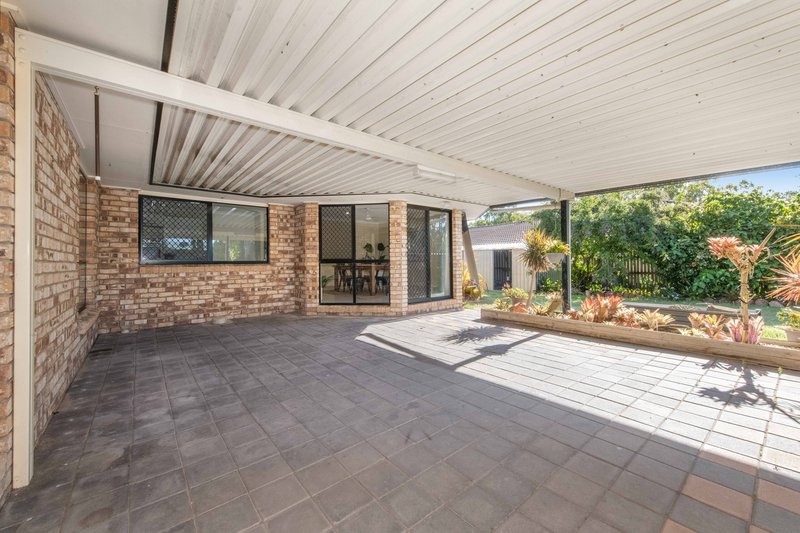 Photo - 8 Alison Street, Slade Point QLD 4740 - Image 18