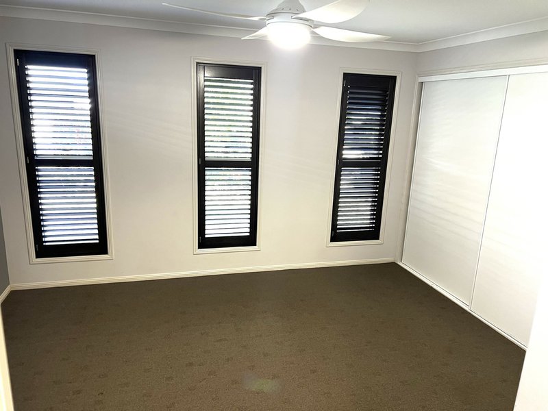 Photo - 8 Allan Place, Kingaroy QLD 4610 - Image 8