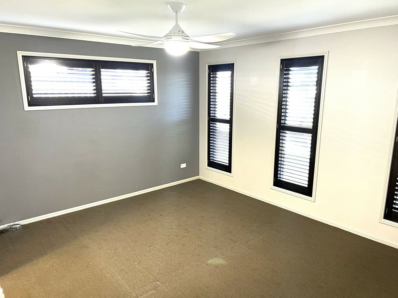 Photo - 8 Allan Place, Kingaroy QLD 4610 - Image 9