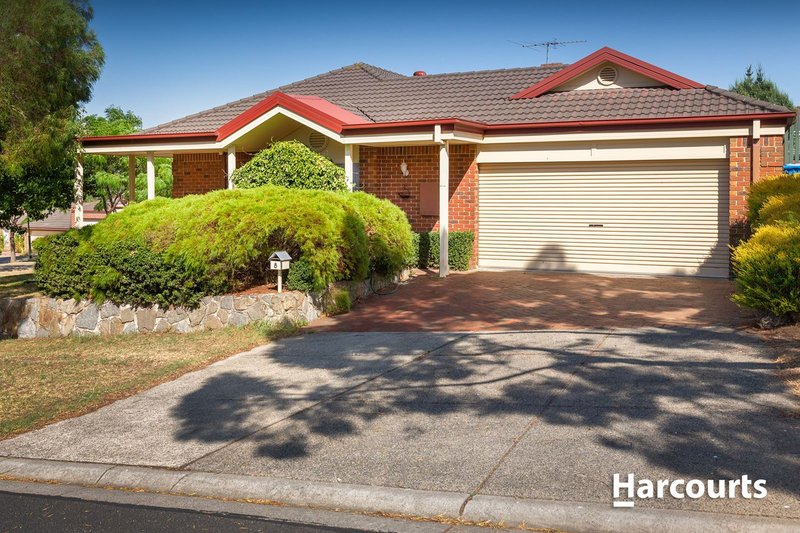 8 Allardice Parade, Berwick VIC 3806