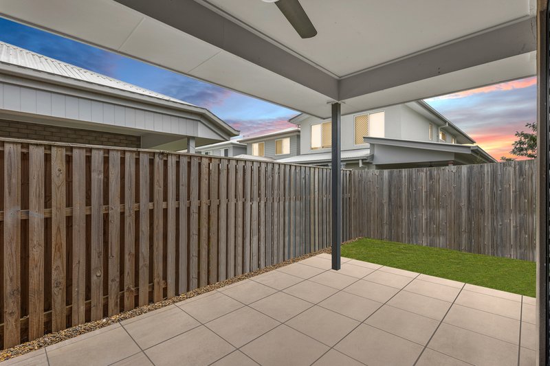 Photo - 8 Allum Way, Logan Reserve QLD 4133 - Image 12