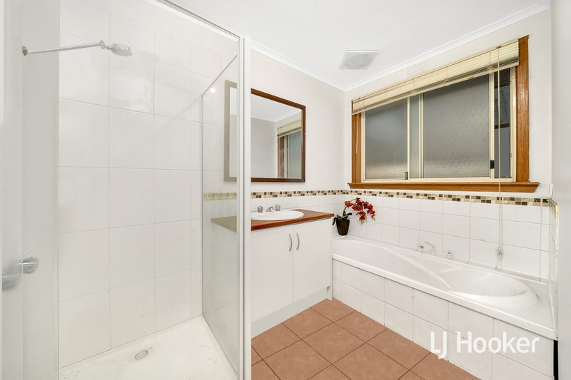 Photo - 8 Alma Road, Hampton Park VIC 3976 - Image 16