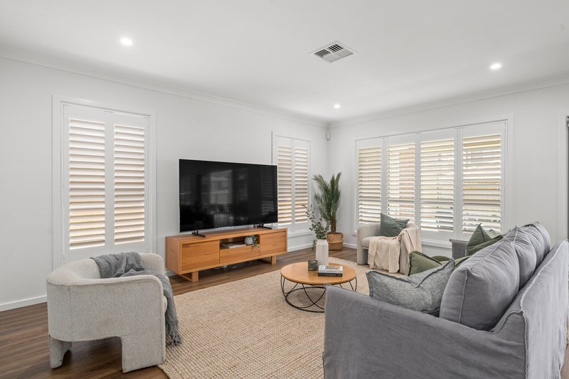 Photo - 8 Almandin Street (The Gables) , Box Hill NSW 2765 - Image 6